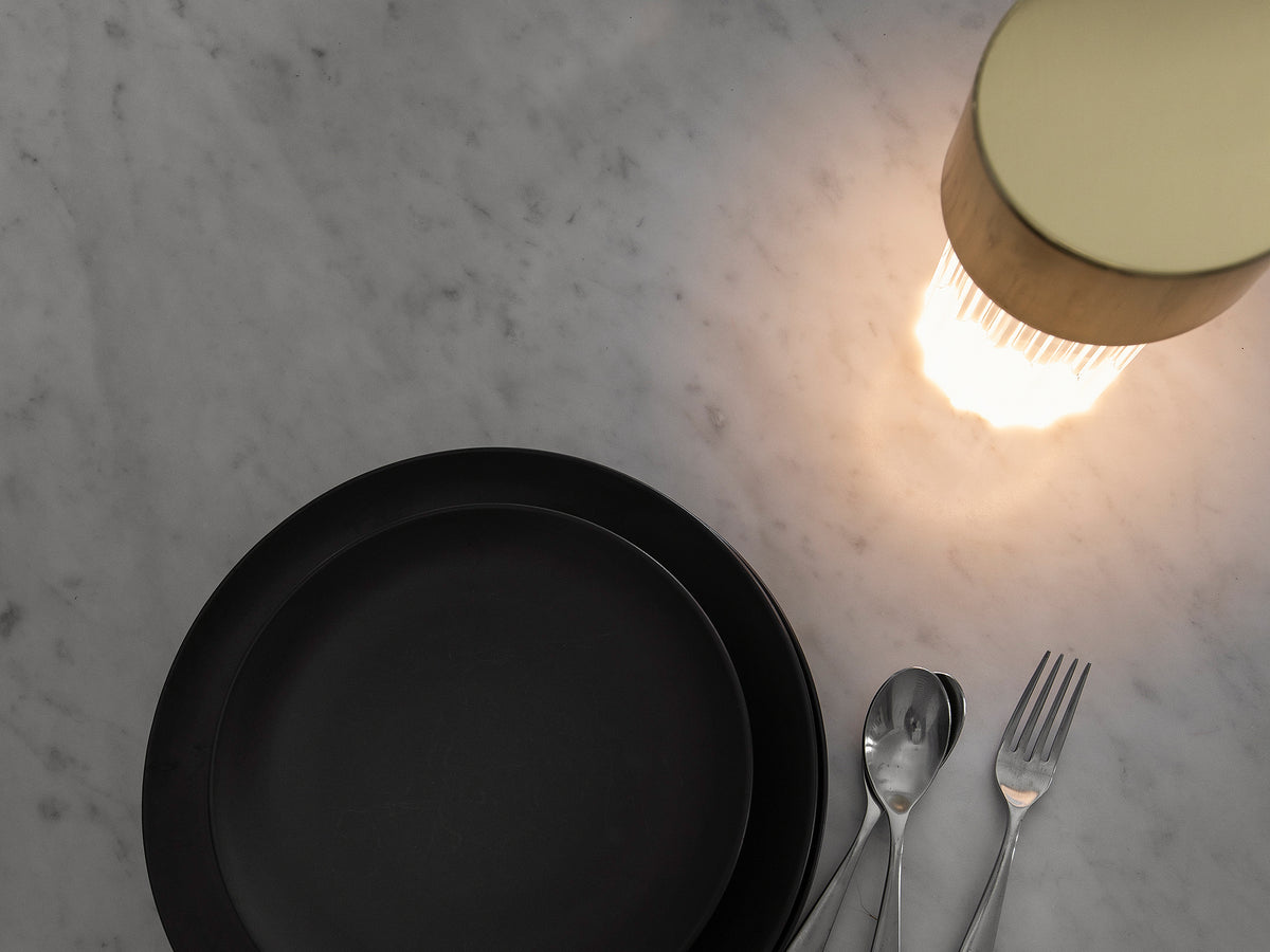 Flos Last Order Fluted Akku-Tischleuchte – Ansicht 1