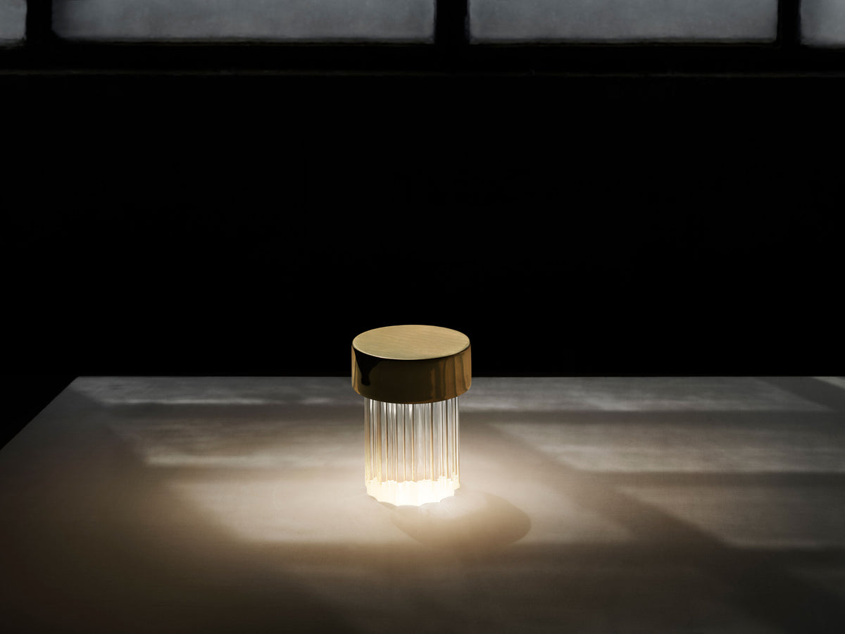 Flos Last Order Fluted Akku-Tischleuchte