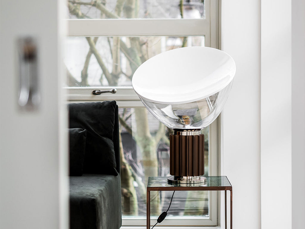 Flos Taccia Small Tischleuchte – Ansicht 1