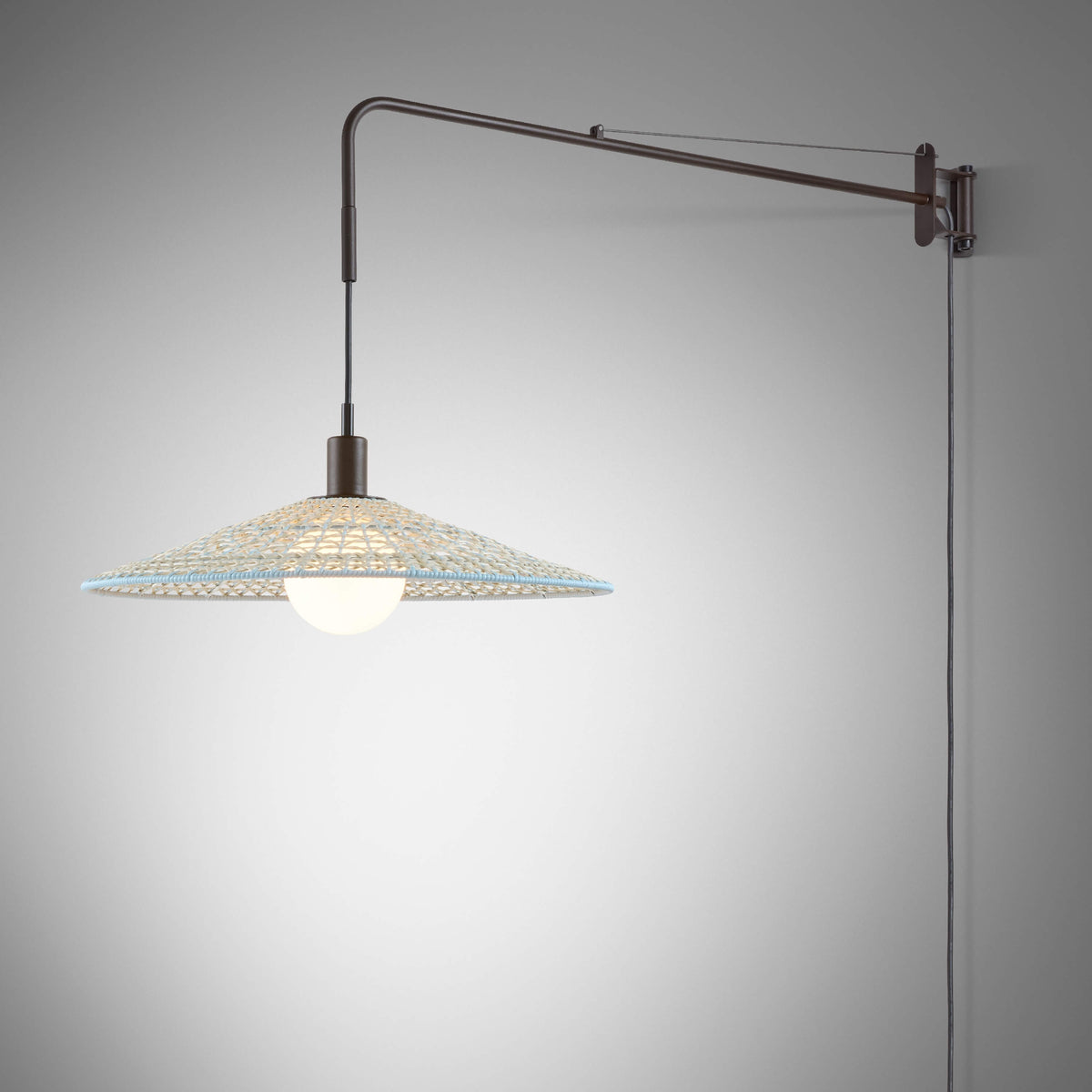 Bover Nans 55 A/98 Wandleuchte – Schirm Beige (mit Hellblau und Hellgrau)