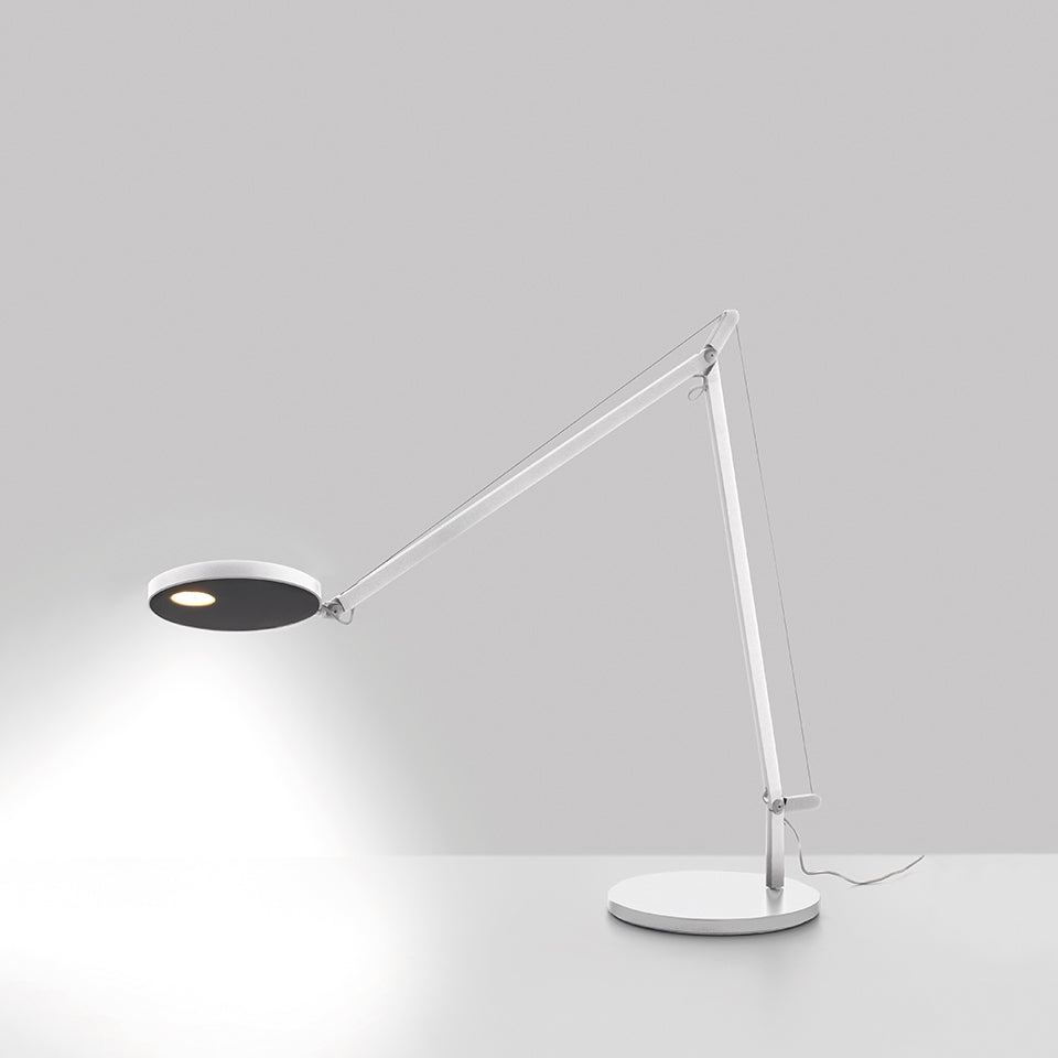 Artemide Demetra Tischleuchte – Weiß, 2700 K, Tischfuß