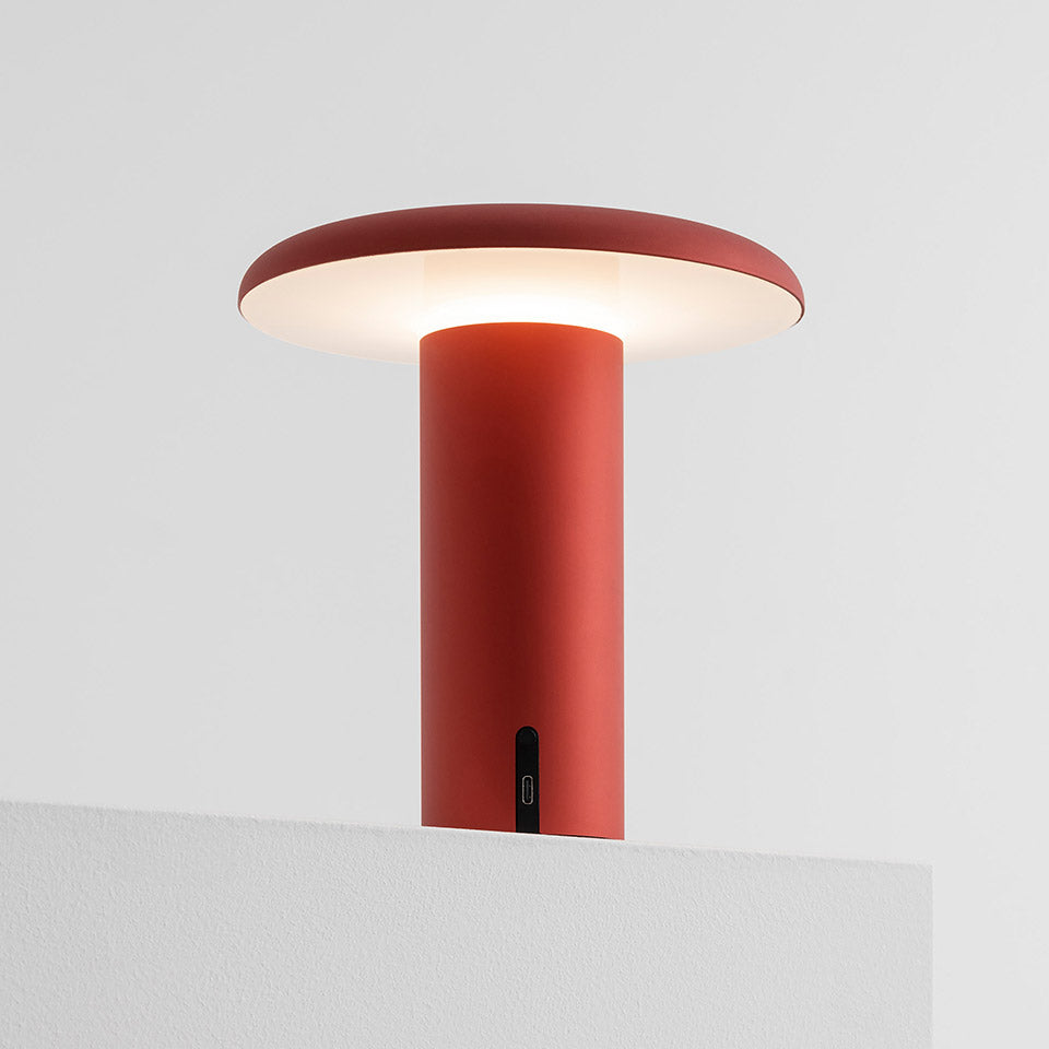 Artemide Takku Tischleuchte – Rot
