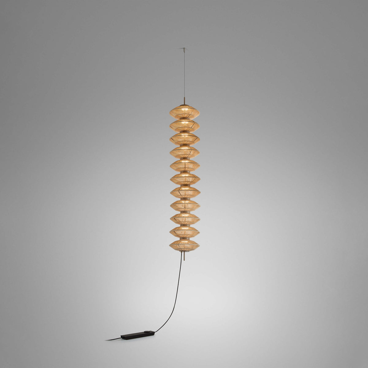 Bover Yuyun S (Small Shades) Pendelleuchte – Yuyun S/11S/I – Beige satiniert, Beige Faden (mit Fußdimmer am Kabel)
